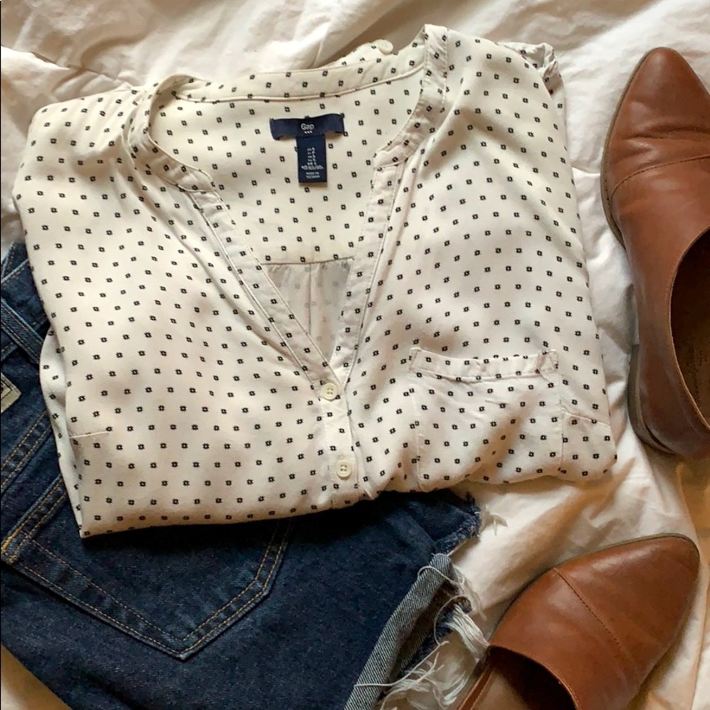 Gap Blouse - Sm.